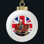 Boule En Céramique Joyeux Noël britannique roi Charles III<br><div class="desc">Le roi Charles III avec le drapeau britannique arrière - plan Noël salutation. Texte "Joyeux Noël britannique"</div>