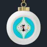 Boule En Céramique Joyeux Noël Retro Chat Siamese<br><div class="desc">Avec ce chat Siamese moderne du milieu du siècle,  un délicieux design en sablier fait un accent amusant pour votre arbre de Noël.</div>