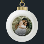Boule En Céramique Noms de la date simple personnalisée de deux photo<br><div class="desc">Capturez l'essence de votre amour avec notre Simple Custom Couple Photo Names Date Keepsaké Ceramic Ball Christmas Ornament. Cet ornement n'est pas seulement une décoration, c'est un souvenir personnalisé et intemporel qui commémore le lien spécial entre vous et votre partenaire. Le design simple, avec votre photo de couple, vos noms...</div>