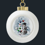 Boule En Céramique Soccer Ball Snowman Noël<br><div class="desc">Soccer Ball Snowman semble adorable sur un large éventail de cadeaux de Noël. N'importe quel fan de football adorerait cet ornement accroché à leur sapin de Noël. Personnaliser avec le nom ou la date.</div>
