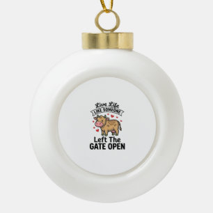 Boule En Céramique T-shirt design avec gravure vintage de vache drôle