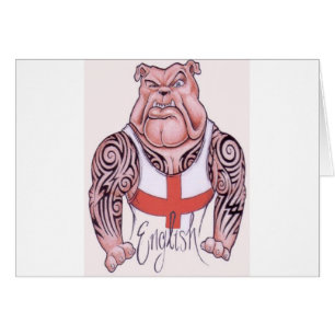 Bouledogue anglais avec les tatouages tribaux