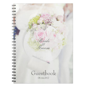 Bouquet de fleurs de mariée éditable livre d'invit