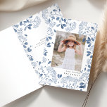 Bouquet d'hiver | Carte photo Hanoukka plié<br><div class="desc">Élégant carte photo Hanoukka plié présente une photo préférée entourée d'une bordure de délicat feuillage botanique bleu et de minuscules fleurs d'aquarelle. Votre salutation de vacances personnalisée et le nom de famille ou les noms apparaissent sous votre photo en lettres grises chic. Ajoutez un message préimprimé personnalisé à l'intérieur.</div>