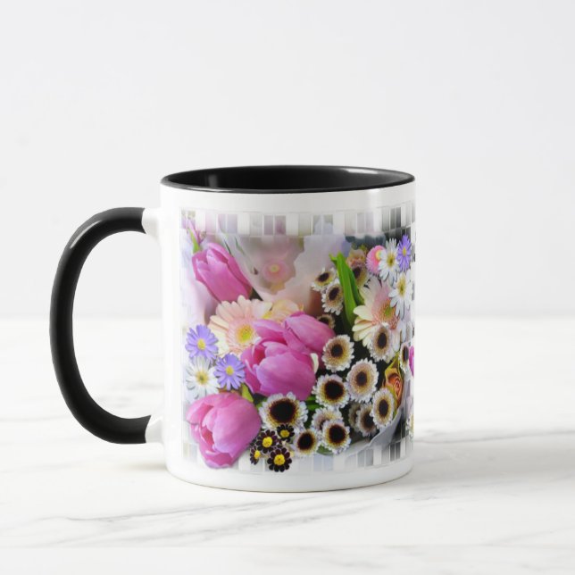 BOUQUET N° 2 D'AVRIL ~ Mug de sonnette de mongramm (Gauche)