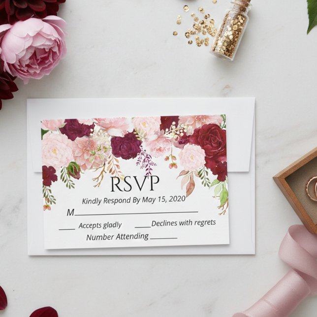 Bourgogne Floral Rose Clair RSVP mariage Aquarelle (Créateur téléchargé)