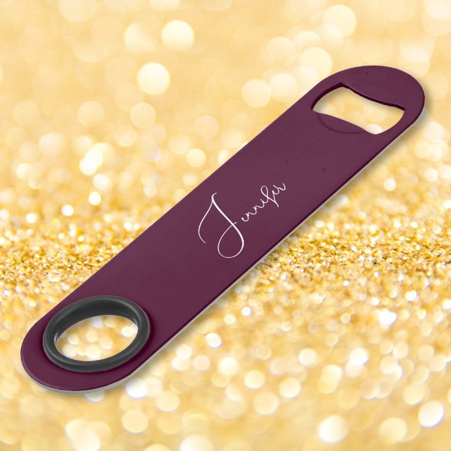 Bourgogne Moderne Élégant Chic Monogrammé à la Mod (Modern Burgundy Elegant Stylish Trendy Monogrammed Bar Key)