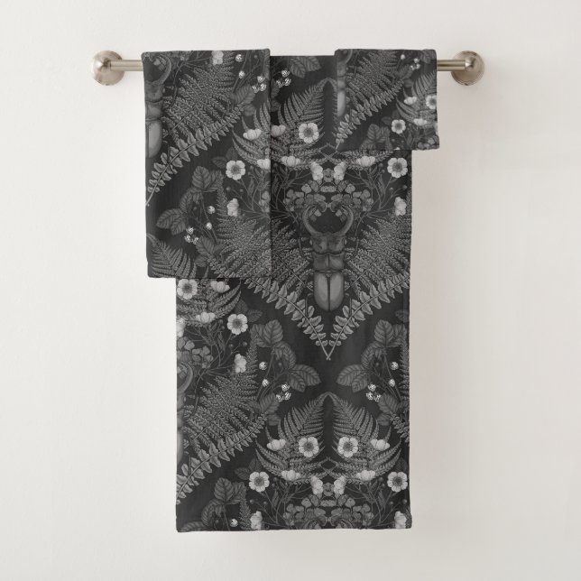 Bousier et fougères, en noir et blanc (En situation)