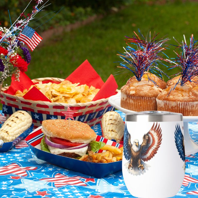 Bouteille d'eau - Aigle Majestic avec ailes (Perfect for showing off your patriotic spirit!)