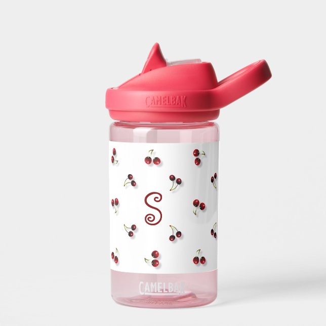 Bouteille d'eau aux cerises (Gauche)