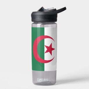 Bouteille d'eau avec drapeau d'Algérie