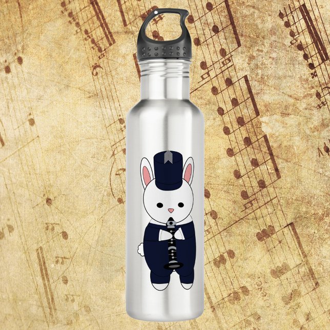 Bouteille D'eau Bande Marche Clarinet Rabbit Marine Bleu Blanc (A water bottle with a rabbit playing the clarinet wearing a navy blue & white marching band uniform.)