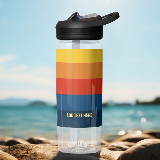 Bouteille D'eau Bandes de coucher de soleil rétroactives avec nom  (Personalized water bottle with retro stripes and your name)