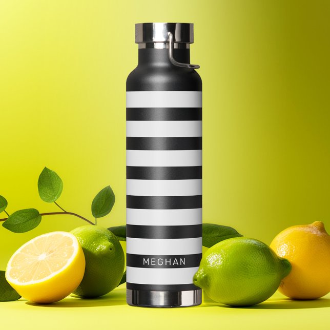 Bouteille D'eau Black and White Striped (Personalized water bottle with a black and white stripe pattern with custom name)