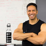 Bouteille D'eau Black Eat Sleep Gym Icône de répétition<br><div class="desc">Tu as du mal à te débrouiller ? Je sais que oui. Que ce produit soit un rappel de l'importance de travailler tous les jours et de vivre un mode de vie sain. Rappelez-vous que la routine "Mangez Sleep Gym Repeat" comme si votre vie en dépendait parce qu'il le fait....</div>