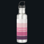 Bouteille D'eau Bloc de couleur de givre rose Nom personnalisé<br><div class="desc">Ce design coloré et moderne présente un motif en bloc de couleur dans les tons rose et violet avec votre nom personnalisé #bouteilles d'eau #drinkware #cadeaux personnalisés</div>