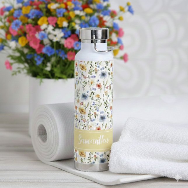 Bouteille D'eau Blue Yellow Pink Floral Name Monogram Wildflower (Créateur téléchargé)
