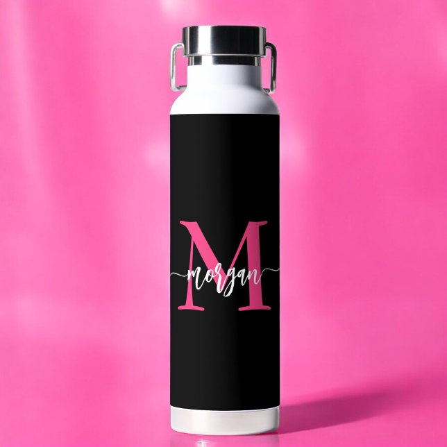 Bouteille D'eau Chaud rose noir moderne Script Girl Monogramme Nom (Créateur téléchargé)