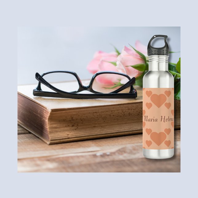 Bouteille D'eau Coeur Peach Fuzz Nom ou texte personnalisé (Peach Hearts text with customisable name Water bottle. Multilingual Project.)