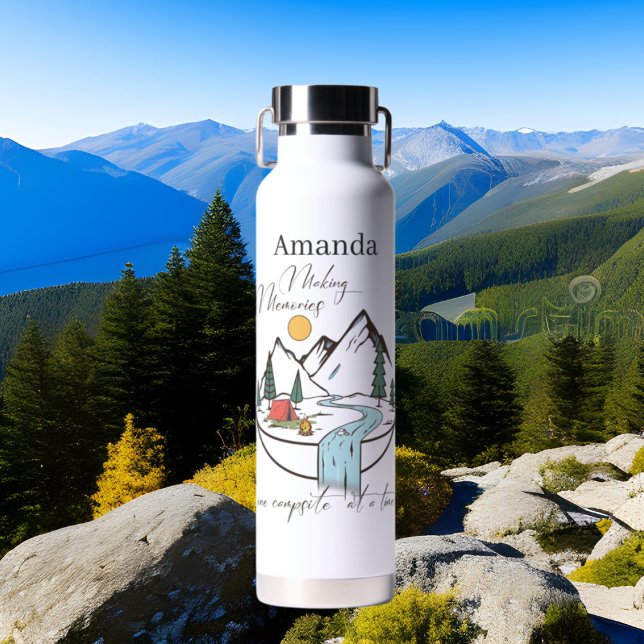 Bouteille D'eau cool camping souvenirs ajouter nom (Créateur téléchargé)