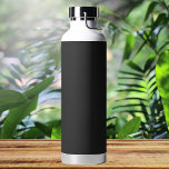 Bouteille D'eau Couleur solide noire Eerie<br><div class="desc">Un noir profond intense et sophistiqué qui respire l'élégance intemporelle.Parfait pour ceux qui cherchent à faire une déclaration audacieuse.Cette teinte puissante capture l'essence du mystère et de la sophistication.Cette couleur noire riche est le choix ultime pour une esthétique saisissante et raffinée.</div>