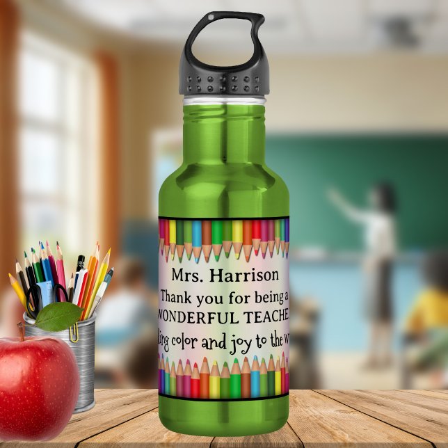 Bouteille d'eau Crayons Colorés Appréciation des E (Teacher appreciation water bottle featuring a colorful border of pencils and your cheerful message)
