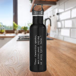 Bouteille D'eau Créez votre propre devis<br><div class="desc">Créez votre propre bouteille d'eau de devis personnalisée. Grand cadeau personnalisé ajoutez simplement votre propre texte. Caractéristiques minimaliste typographie de machine à écrire.</div>