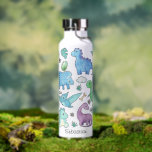Bouteille D'eau Cute Dinosaur Motif Enfants Personnalisés<br><div class="desc">Les enfants amateurs de Dino vont adorer cette bouteille d'eau à thème Dinosaur. Design propose une sélection de dinos d'aquarelle mignons et leur nom.</div>