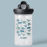 Bouteille D'eau Cute Dinosaur Personnalisé<br><div class="desc">Beaucoup de dinosaures bleus,  Tyrannosaurus rex,  Spinosaurus,  Stegosaurus,  Diplodocus et Tricératops sur un arrière - plan bleu. Modifiez le nom pour personnaliser. Art original de Nic Squirrell.</div>