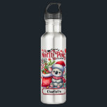 Bouteille D'eau Cute Koala Chirstmas Nom personnalisé<br><div class="desc">Cute Koala Chirstmas Nom personnalisé Bouteilles d'eau de vacances comprend une jolie Koala portant un chapeau de Père Noël et une écharpe avec un sac Père Noël. Parfait pour les cadeaux de Noël,  fêtes de Noël et fêtes de fin d'année,  anniversaires et plus encore. Créé par Evco Studio www.zazzle.com/store/evcostudio</div>