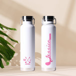 Bouteille D'eau Cute Pink Golf Wedge Avec Nom<br><div class="desc">Ce design de bouteille d'eau moderne comprend un coin de golf rose et votre nom en gras gris pour un look simple,  élégant,  mais professionnel. Ajoutez votre nom et faites-le le vôtre.</div>