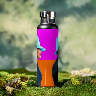 Bouteille d'eau de profil