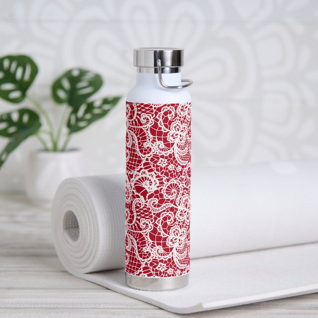 Bouteille D'eau Dentelle blanche sur rouge (Yoga)