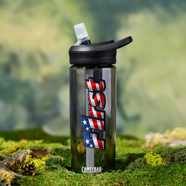 Bouteille D'eau Dessin de drapeau patriotique F1rst (En extérieur (pivoté))