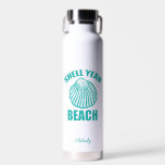 Bouteille D'eau Funny Shell Ouais Beach Pun mignon Turquoise Perso<br><div class="desc">Shell Ouais Beach. Amusant humour de plage cadeau de vacances d'été avec un joli design de coquillage turquoise. J'adore les jolis puns et le texte turquoise amusant. Une bouteille d'eau sur mesure cool.</div>