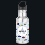 Bouteille D'eau Garçons Cute Blue Transport Train et voiture école<br><div class="desc">Ce modèle de bouteille d'eau mignon bleu personnalisé pour enfants présente un motif de transport en bande dessinée bleu, avec voitures, camionnettes, trains, avions, excavateurs, tracteurs et hélicoptères. Il y a aussi de l'espace pour ajouter votre nom de garçon et monogramme dans une belle police. L'ajout parfait sur le thème...</div>
