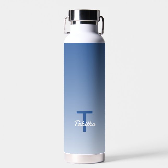 Bouteille D'eau Initiales de monogramme en script dégradé bleu roy (Avant)