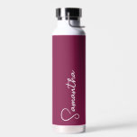 Bouteille d'eau isolée personnalisée - Bourgogne<br><div class="desc">Restez élégant et hydraté avec cette bouteille isolée personnalisée, avec votre nom personnalisé dans un élégant script blanc sur un riche arrière - plan bordeaux. Avec sa construction en double paroi, cette bouteille garde les boissons froides ou chaudes pendant des heures, ce qui en fait un endroit idéal pour un...</div>