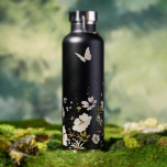 Bouteille D'eau Jardin des papillons fleurs sauvages<br><div class="desc">Bouteille fleur sauvage Jardin Floral,  bouteille d'eau. Fonctionnalités,  ligne de texte modèle pour le nom ou la phrase courte.</div>