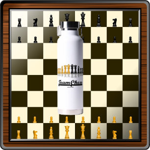 Bouteille D'eau Jeu d'échecs Reflet Jeu d'échecs d'équipe Pièces