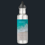 Bouteille D'eau La plage de sable tropical de l'océan a personnali<br><div class="desc">Plage de sable tropical océan personnalisé l'aventure commence design.</div>