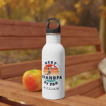 Bouteille D'eau Legend Golf Grand-père Anniversaire Personnalisé<br><div class="desc">Retro Best Grandpa By Par design vous pouvez customiser pour le destinataire de ce design de thème de golf mignon. Un cadeau parfait pour l'anniversaire de Fête des pères ou de grand-père. Le texte "GRANDPA" peut être customisé avec n'importe quel papa moniker en cliquant sur le bouton "Personnaliser" ci-dessus. Ajoutez...</div>
