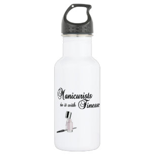 Bouteille D'eau Les Manicuristes Le Font Avec Finesse