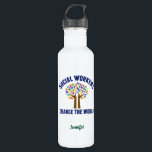 Bouteille D'eau Les travailleurs sociaux changent le monde du trav<br><div class="desc">Cool travailleurs sociaux Changer le monde inspirant bouteille d'eau cadeau. Une mignonne citation de travail social motivationnel écrite autour d'un bel arbre de feuilles arc-en-ciel.</div>