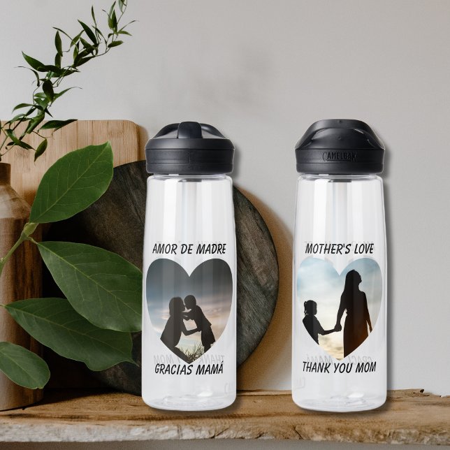 Bouteille D'eau Mère's Love Texte bilingue Coeur photo (Bilingual water bottle mother's day, gracias mama, amor de madre text, customizable)
