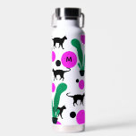 Bouteille D'eau Monogramme Motif de chats noirs et de cactus moder<br><div class="desc">chat noir cool et cactus avec motif à points tendance.</div>