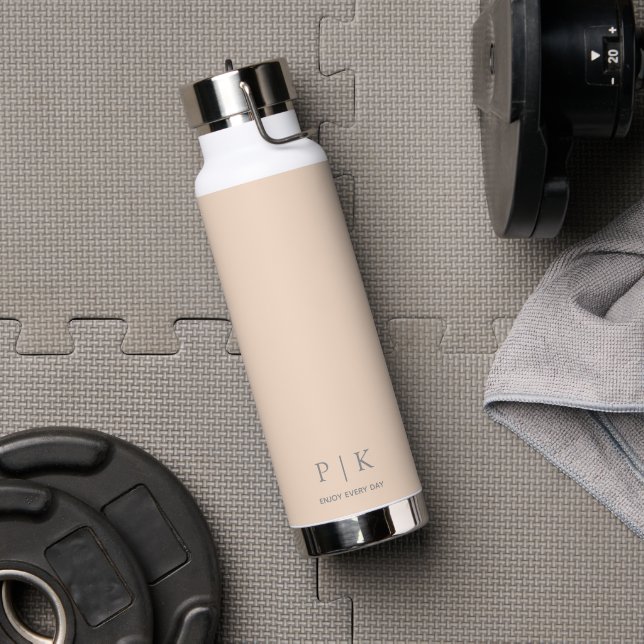 Bouteille D'eau Monogramme Nom Personnalisé 25oz  (Salle de sport (pivotée))
