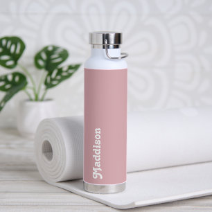 Bouteille D'eau monogramme personnalisé, typographie rétro rose po