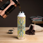 Bouteille D'eau Motif baroque moderne en bleu rose or<br><div class="desc">Motif baroque moderne avec un design luxueux et sophistiqué,  de riches formes ornementales dans une palette de couleurs élégantes,  or,  rose et bleu. Un cadeau de luxe pour des occasions spéciales. Conçu exclusivement pour vous par Happy Dolphin Studio !</div>