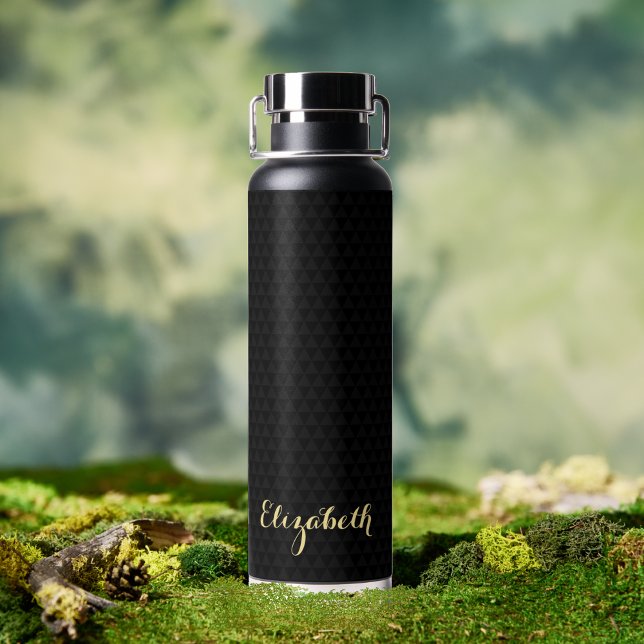 Bouteille D'eau Noir moderne Elegant Or Script Chic Nom personnali (Modern Black Elegant Gold Script Chic Custom Name Water Bottle)